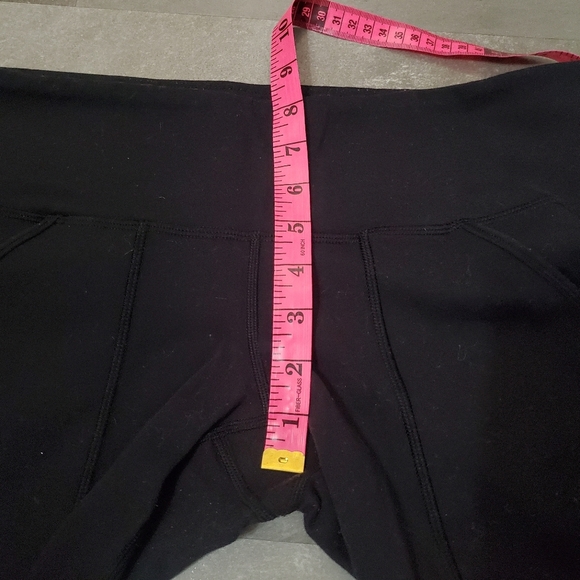 Lululemon Practice Daily Pant. Tights. Satin Ruched Details Side. Black. 10. 28" - Picture 6 of 15